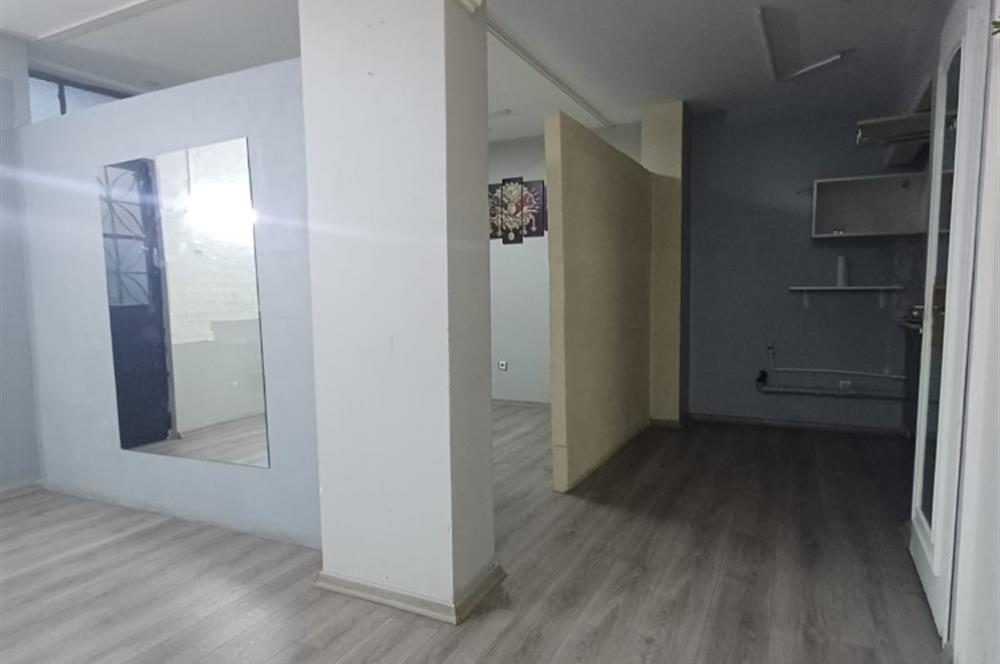 Ana Caddenin Yanında, İşlevsel ve Kullanışlı Kiralık Dükkan