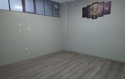 Ana Caddenin Yanında, İşlevsel ve Kullanışlı Kiralık Dükkan