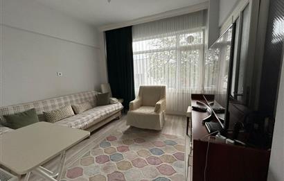 ÜSKÜDARDA MERKEZİ MÜKEMMEL KONUMDA 1.5 +1 KİRALIK YÜKSEK GİRİŞ