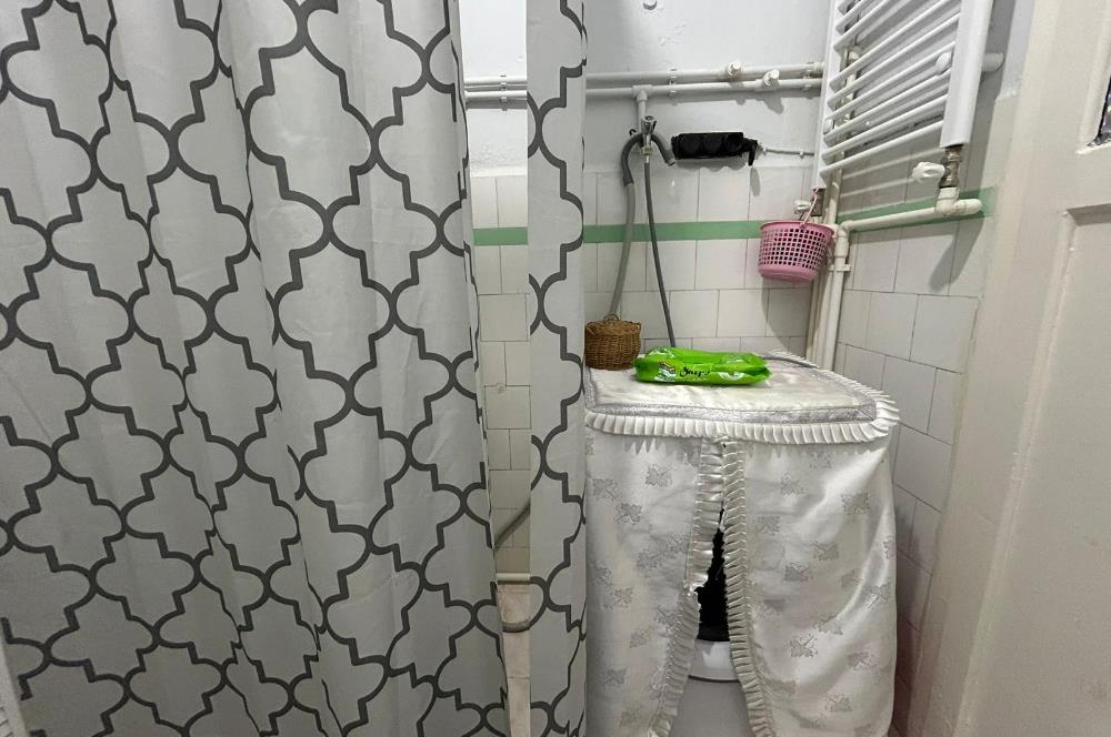 ÜSKÜDARDA MERKEZİ MÜKEMMEL KONUMDA 1.5 +1 KİRALIK YÜKSEK GİRİŞ