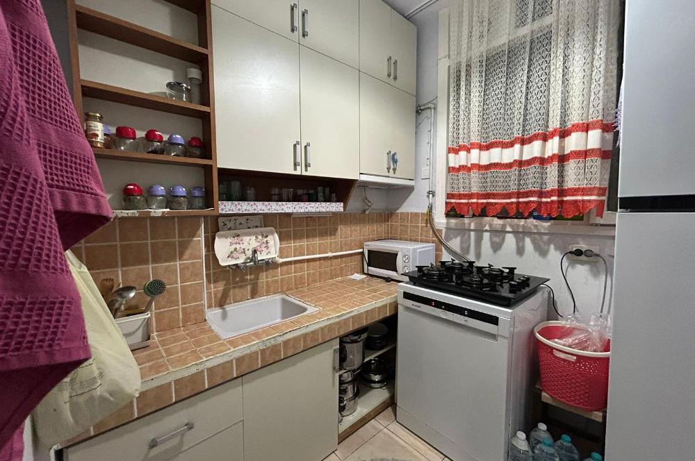 ÜSKÜDARDA MERKEZİ MÜKEMMEL KONUMDA 1.5 +1 KİRALIK YÜKSEK GİRİŞ