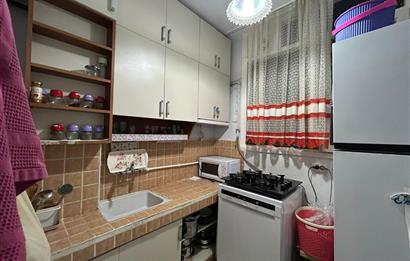 ÜSKÜDARDA MERKEZİ MÜKEMMEL KONUMDA 1.5 +1 KİRALIK YÜKSEK GİRİŞ