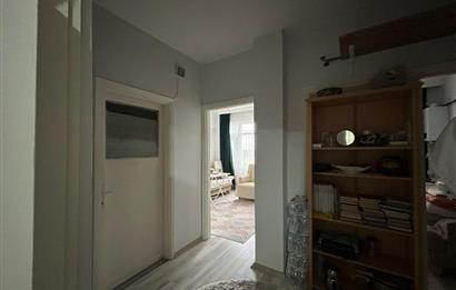 ÜSKÜDARDA MERKEZİ MÜKEMMEL KONUMDA 1.5 +1 KİRALIK YÜKSEK GİRİŞ