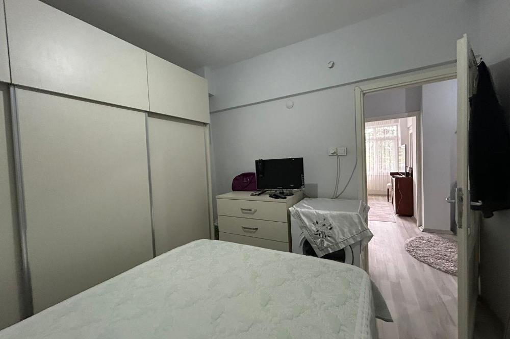 ÜSKÜDARDA MERKEZİ MÜKEMMEL KONUMDA 1.5 +1 KİRALIK YÜKSEK GİRİŞ