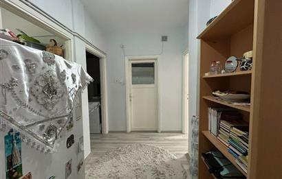 ÜSKÜDARDA MERKEZİ MÜKEMMEL KONUMDA 1.5 +1 KİRALIK YÜKSEK GİRİŞ