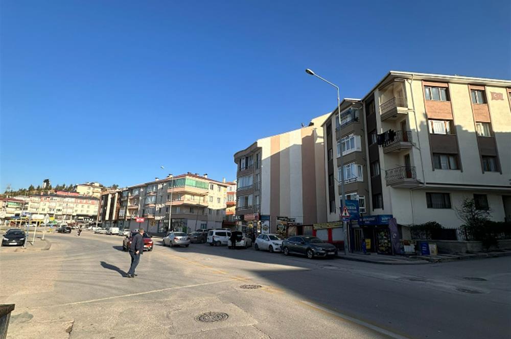 MERKEZİ KONUMDA,ŞAFAK MAHALLESİNDE SATILIK DAİRE
