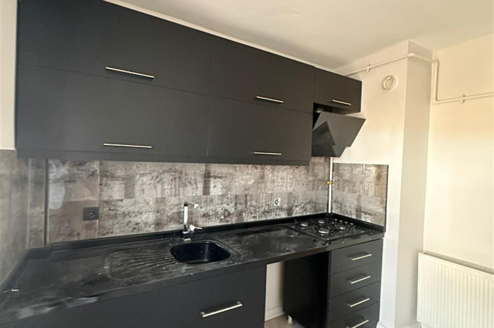 MERKEZİ KONUMDA,ŞAFAK MAHALLESİNDE SATILIK DAİRE