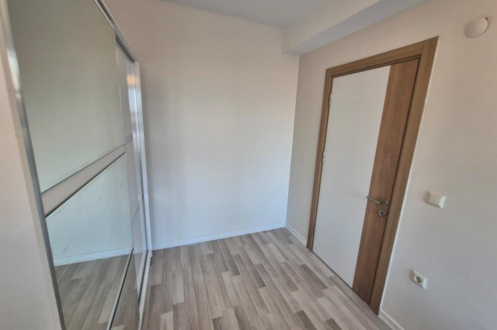 ESENYURT PİRİ REİS MAHALLESİNDE SATILIK EŞYALI 1+1 DAİRE !!!