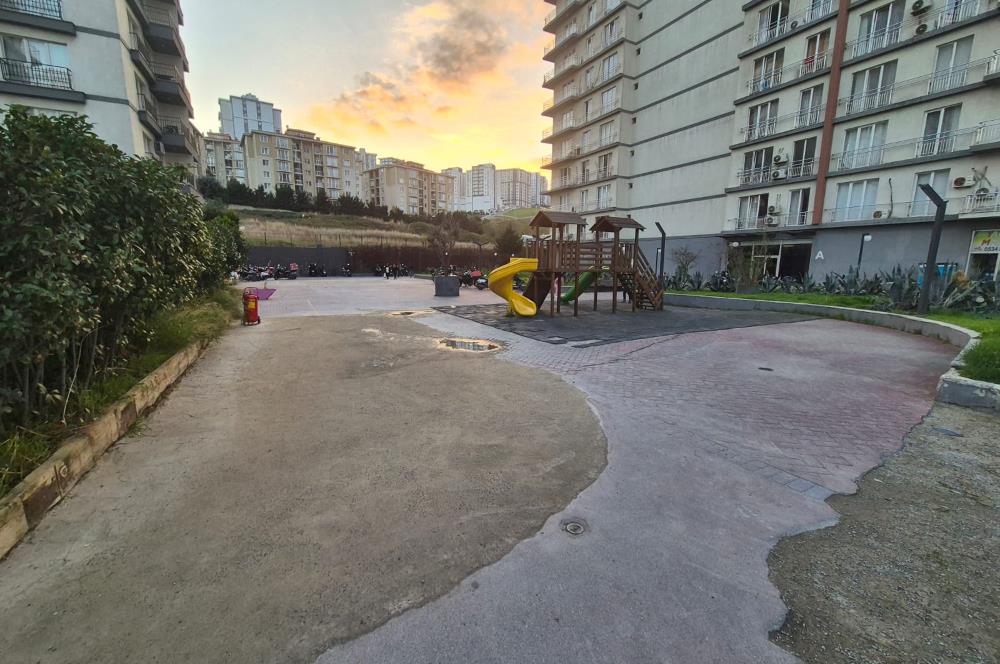 ESENYURT PİRİ REİS MAHALLESİNDE SATILIK EŞYALI 1+1 DAİRE !!!