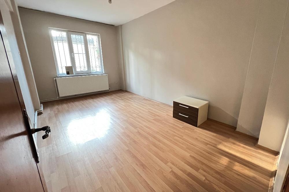 ATATÜRK MH. İÇİ YENİ YAPILMIŞ 2+1 KİRALIK DAİRE  C21BAL