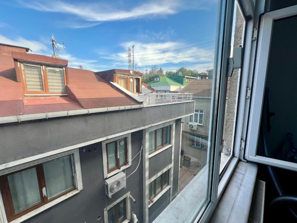 Kağıthane'de Satılık 2+1 62m2 Arsa paylı Daire