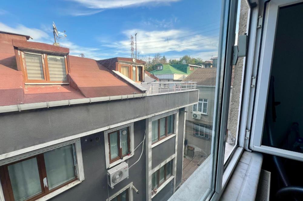 Kağıthane'de Satılık 2+1 62m2 Arsa paylı Daire