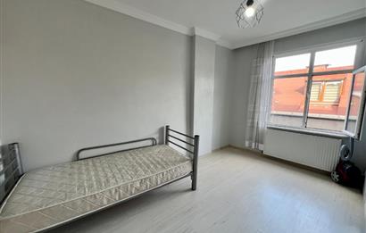 Kağıthane'de Satılık 2+1 62m2 Arsa paylı Daire