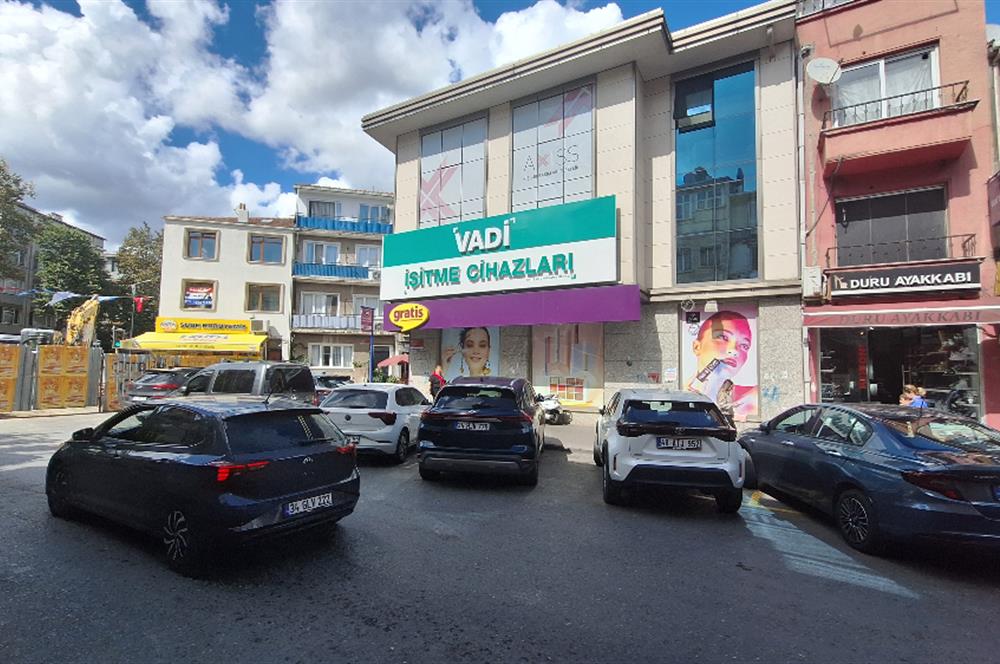 SARIYER MERKEZ'DE,ÇOK DEĞERLİ BİR LOKASYONDA SATILIK KOMPLE BİNA