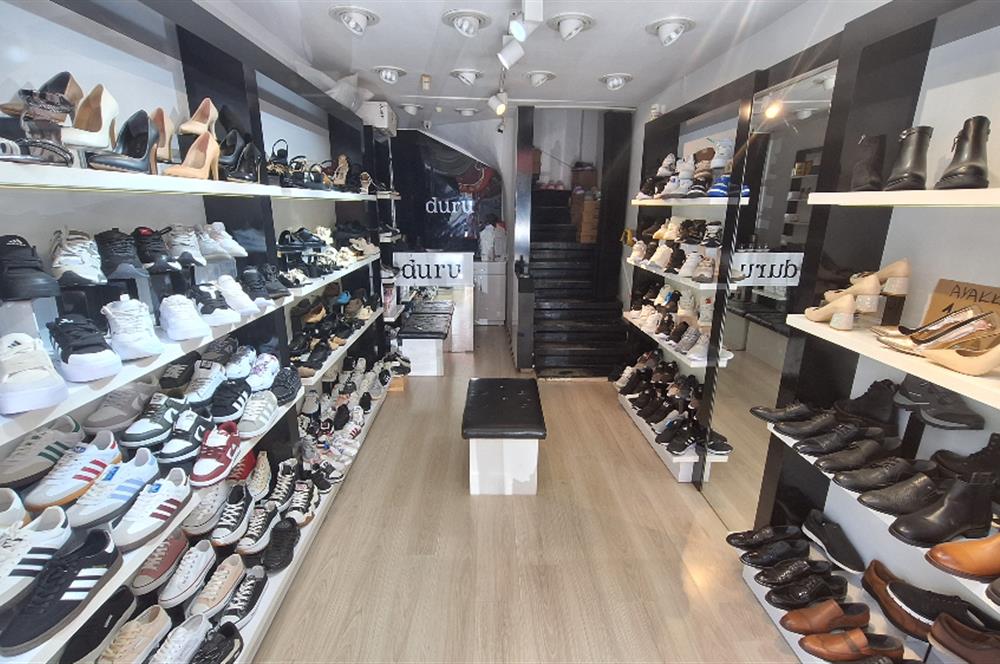 SARIYER MERKEZ'DE,ÇOK DEĞERLİ BİR LOKASYONDA SATILIK KOMPLE BİNA