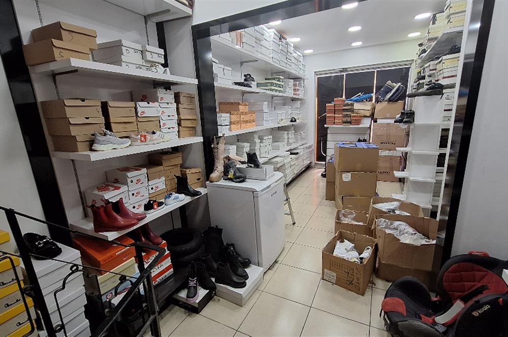 SARIYER MERKEZ'DE,ÇOK DEĞERLİ BİR LOKASYONDA SATILIK KOMPLE BİNA