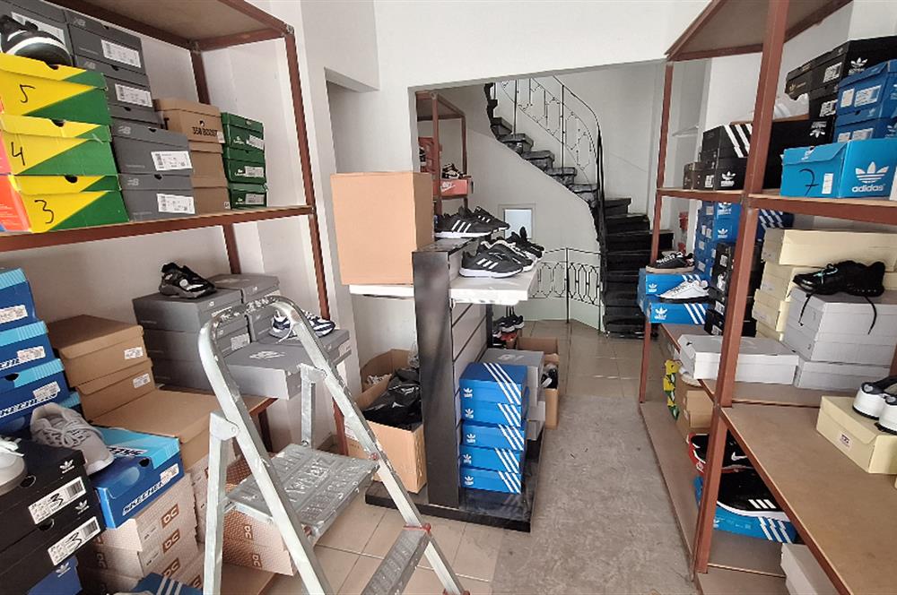 SARIYER MERKEZ'DE,ÇOK DEĞERLİ BİR LOKASYONDA SATILIK KOMPLE BİNA