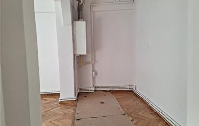 ACIBADEM CADDESİNE YAKIN ARAKAT 2+1