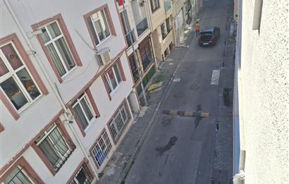 ACIBADEM CADDESİNE YAKIN ARAKAT 2+1