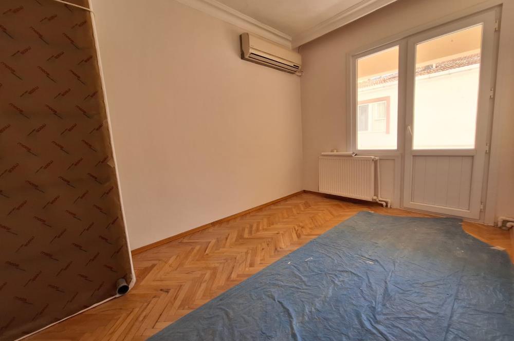 ACIBADEM CADDESİNE YAKIN ARAKAT 2+1