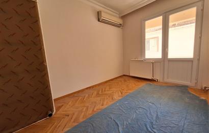 ACIBADEM CADDESİNE YAKIN ARAKAT 2+1