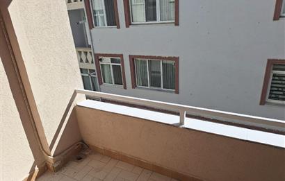 ACIBADEM CADDESİNE YAKIN ARAKAT 2+1