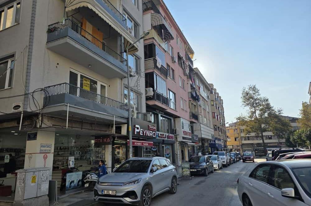 C21 Cius ; Gemlik Merkez'de Çift Cepheli Ferah 2+1 Satılık Daire