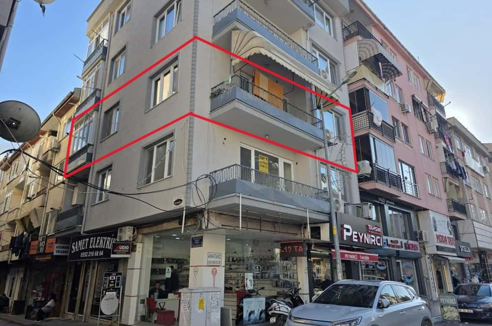 C21 Cius ; Gemlik Merkez'de Çift Cepheli Ferah 2+1 Satılık Daire
