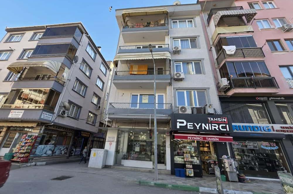 C21 Cius ; Gemlik Merkez'de Çift Cepheli Ferah 2+1 Satılık Daire