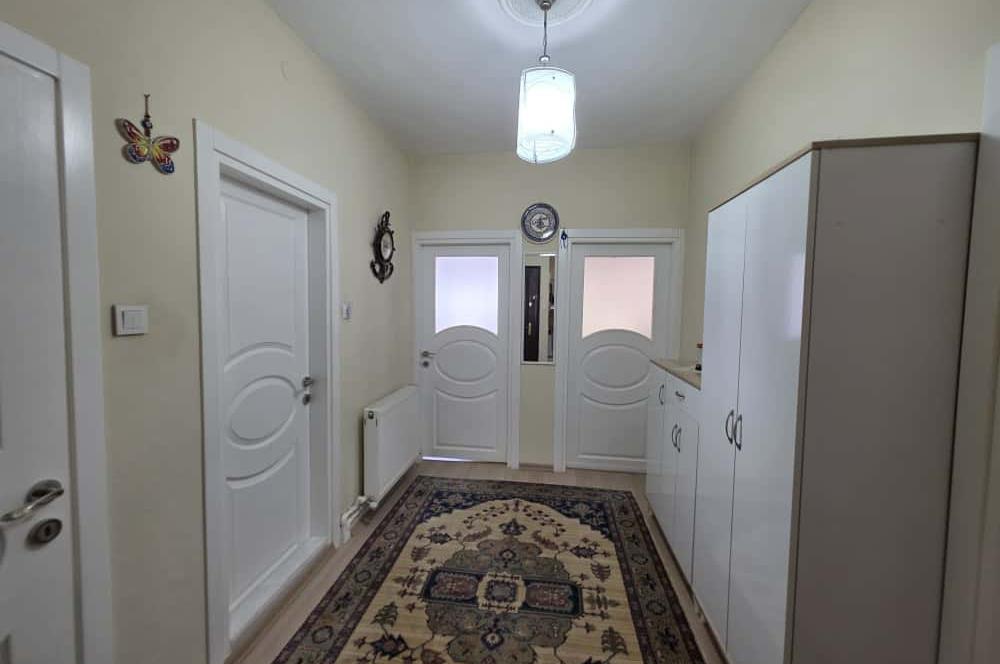 C21 Cius ; Gemlik Merkez'de Çift Cepheli Ferah 2+1 Satılık Daire