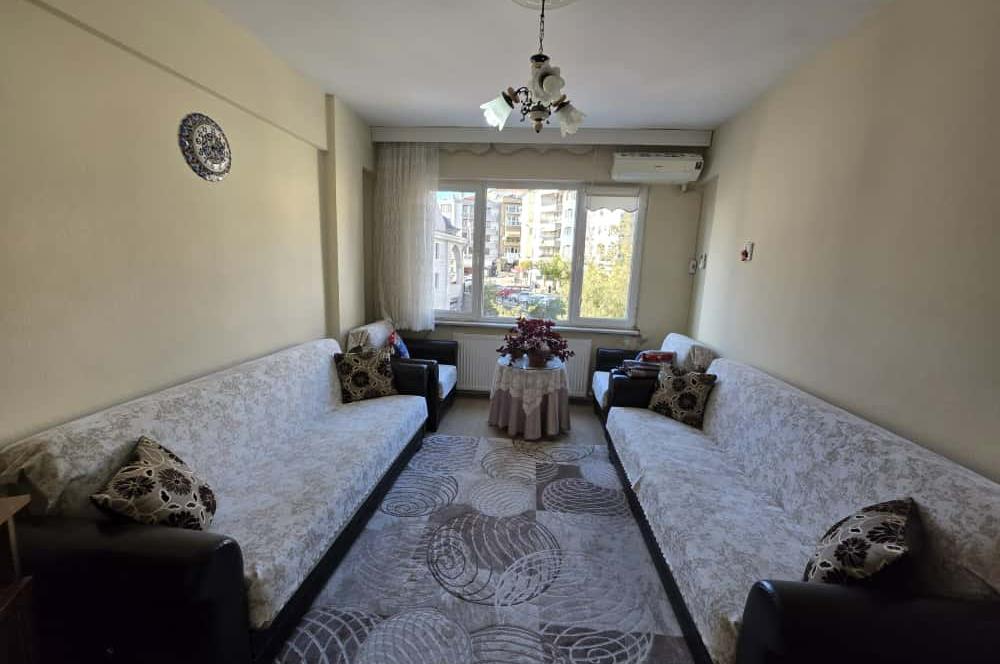 C21 Cius ; Gemlik Merkez'de Çift Cepheli Ferah 2+1 Satılık Daire