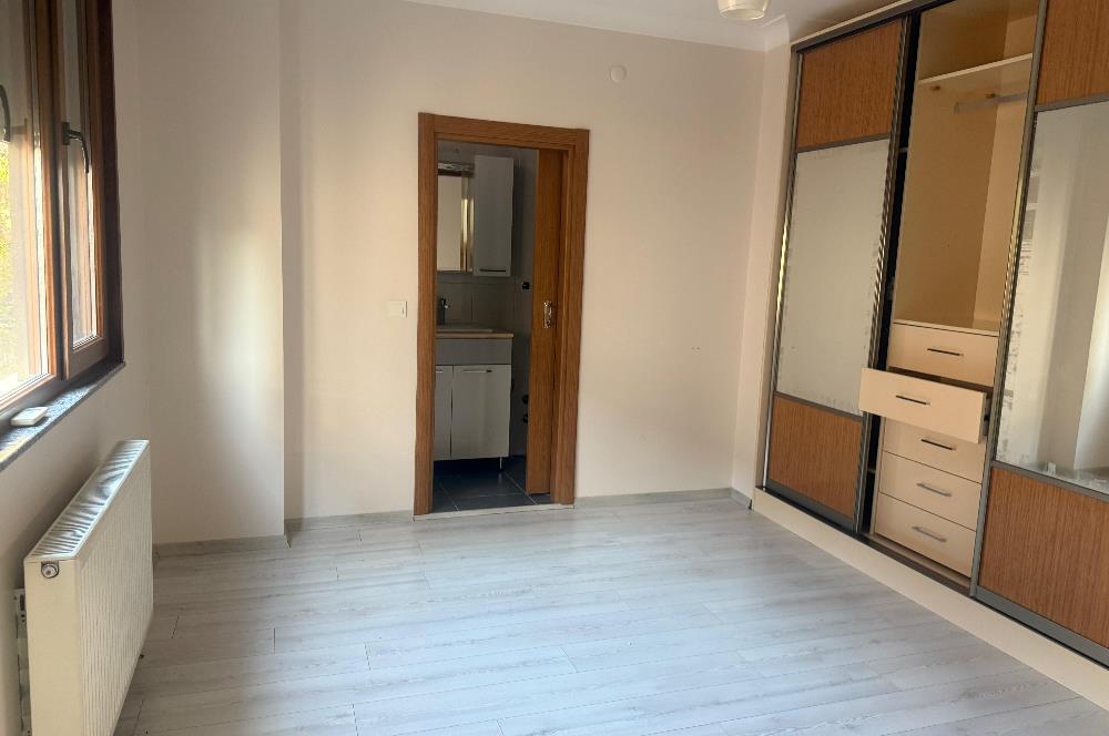 KOZYATAĞI SARIKANARYA SOKAKTA 2+1 KİRALIK DAİRE