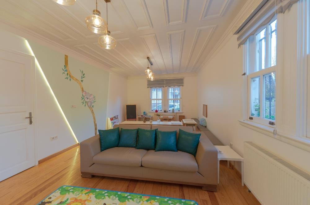 Kanlıca'da 3 Katlı Müstakil Ev