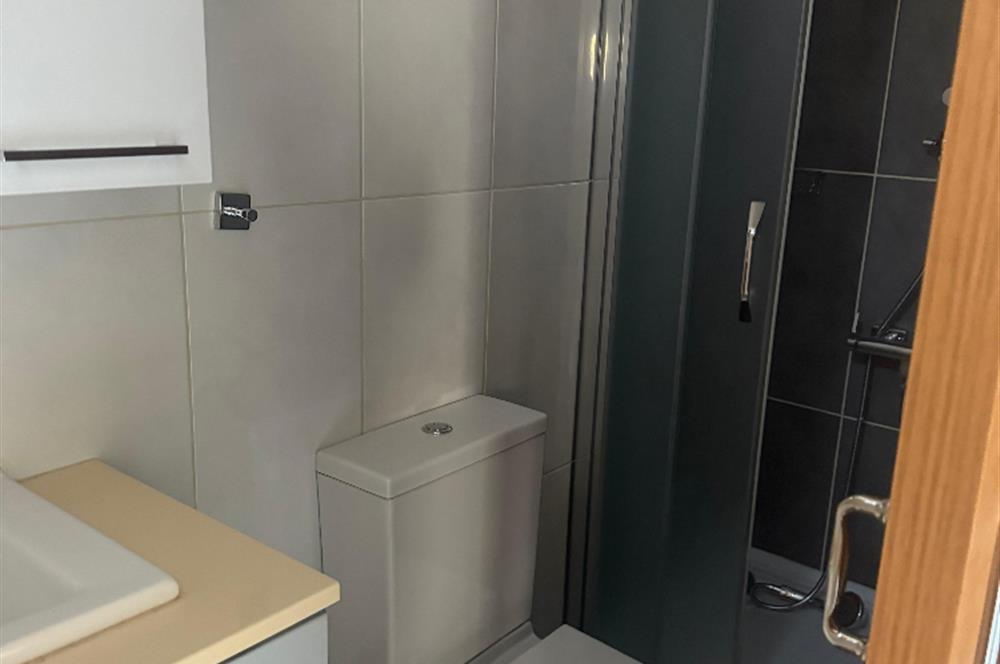 KOZYATAĞI SARIKANARYA SOKAKTA 2+1 KİRALIK DAİRE