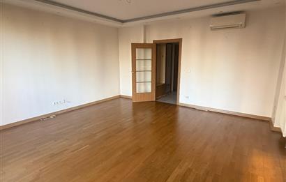 KOZYATAĞI SARIKANARYA SOKAKTA 2+1 KİRALIK DAİRE