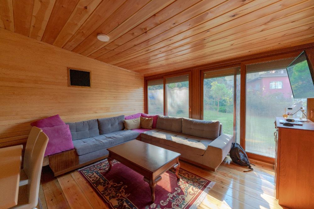 Kanlıca'da 3 Katlı Müstakil Ev