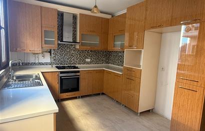 KOZYATAĞI SARIKANARYA SOKAKTA 2+1 KİRALIK DAİRE
