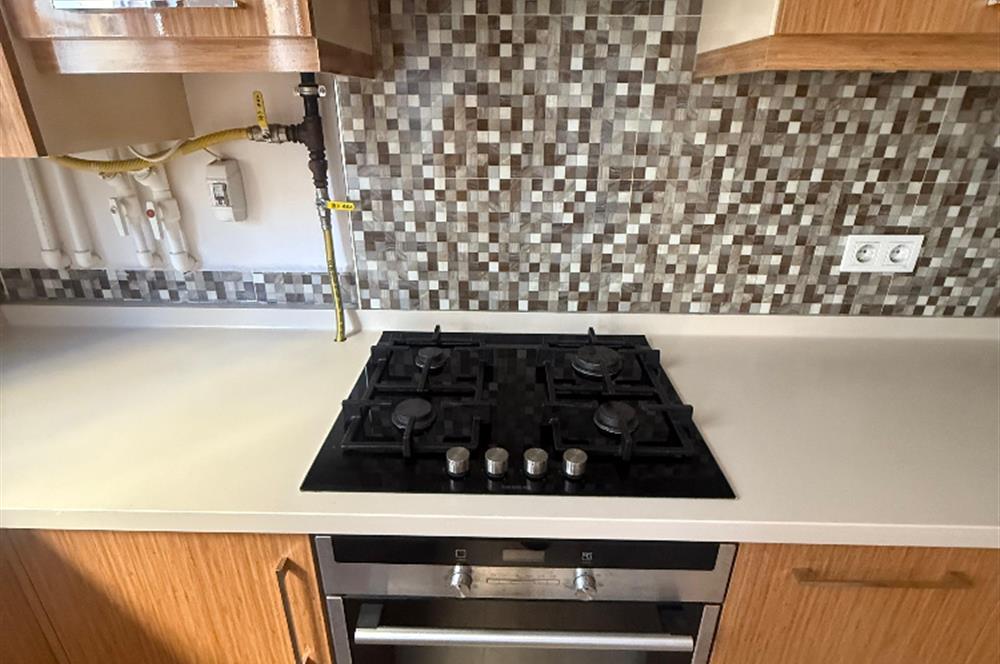 KOZYATAĞI SARIKANARYA SOKAKTA 2+1 KİRALIK DAİRE