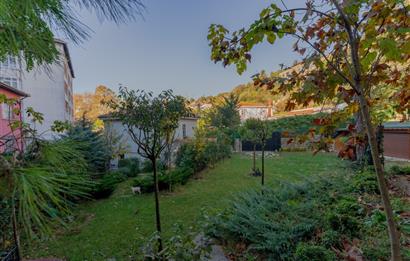 Kanlıca'da 3 Katlı Müstakil Ev