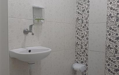 Huzur Metro Durağına 3 Dakikalık Mesafede Yenilenmiş Daire