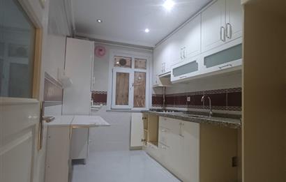 Huzur Metro Durağına 3 Dakikalık Mesafede Yenilenmiş Daire