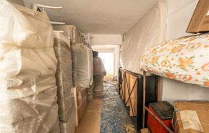 C21 Cius; Sahile 50 Metre Satılık 55 Net m2 Çift Kapılı Garaj