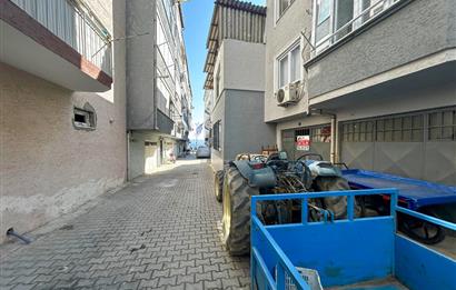 C21 Cius; Sahile 50 Metre Satılık 55 Net m2 Çift Kapılı Garaj