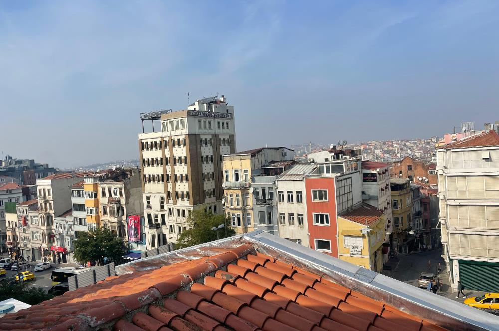 TAKSİM MEYDANI'NA YÜRÜME MESAFESİNDE SATILIK BİNA