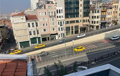 TAKSİM MEYDANI'NA YÜRÜME MESAFESİNDE SATILIK BİNA