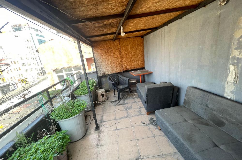 TAKSİM MEYDANI'NA YÜRÜME MESAFESİNDE SATILIK BİNA