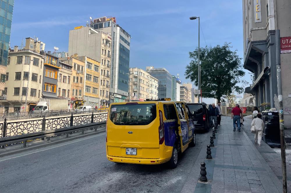 TAKSİM MEYDANI'NA YÜRÜME MESAFESİNDE SATILIK BİNA