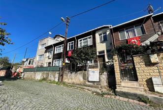 YALIKÖY'DE 264m2 KISMİ BOĞAZ MANZ. MÜSTAKİL EV - 9 - 6337