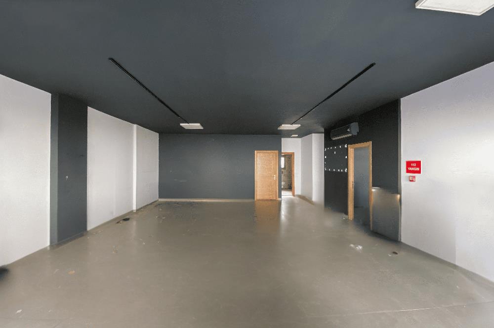 Bodrum Konacık Merkezi Lokasyonda 129 m2 Net Kiralık Dükkan