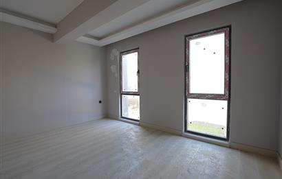 C21 Cius; Umurbey'de 4,5+1 Havuzlu Satılık Bahçe Dubleks